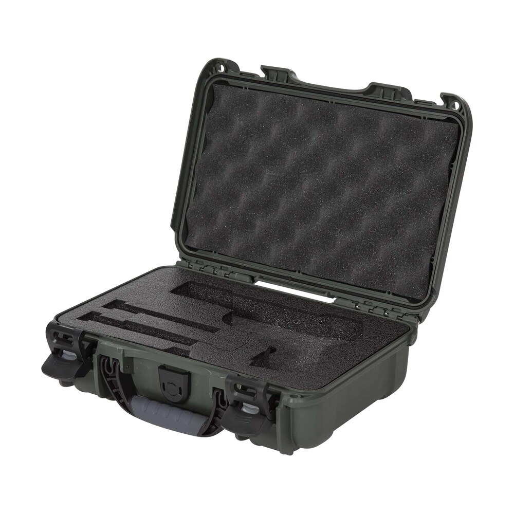 nanuk 909clasg6 909 classic gun case waterproof & airline approved olive polyethylene w/ closed cell foam 11.44" l x 7" w x 3.68" h interior dimensions Nanuk 909CLASG6 909 Classic Gun Case Waterproof & Airline Approved Olive Polyethylene Sports South item 146615