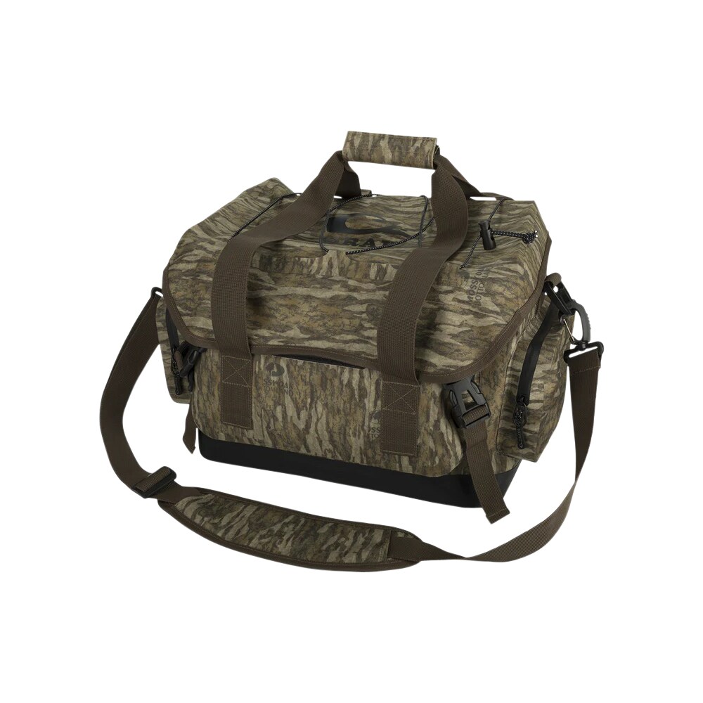 drake waterfowl da43000063 hnd blind bag large mossy oak bottomland interior storage pockets, 3 large exterior pockets, carry handles/adj. strap Drake Waterfowl DA43000063 HND Blind Bag Large Mossy Oak Bottomland Interior Storage Pockets, 3 Sports South item 158588