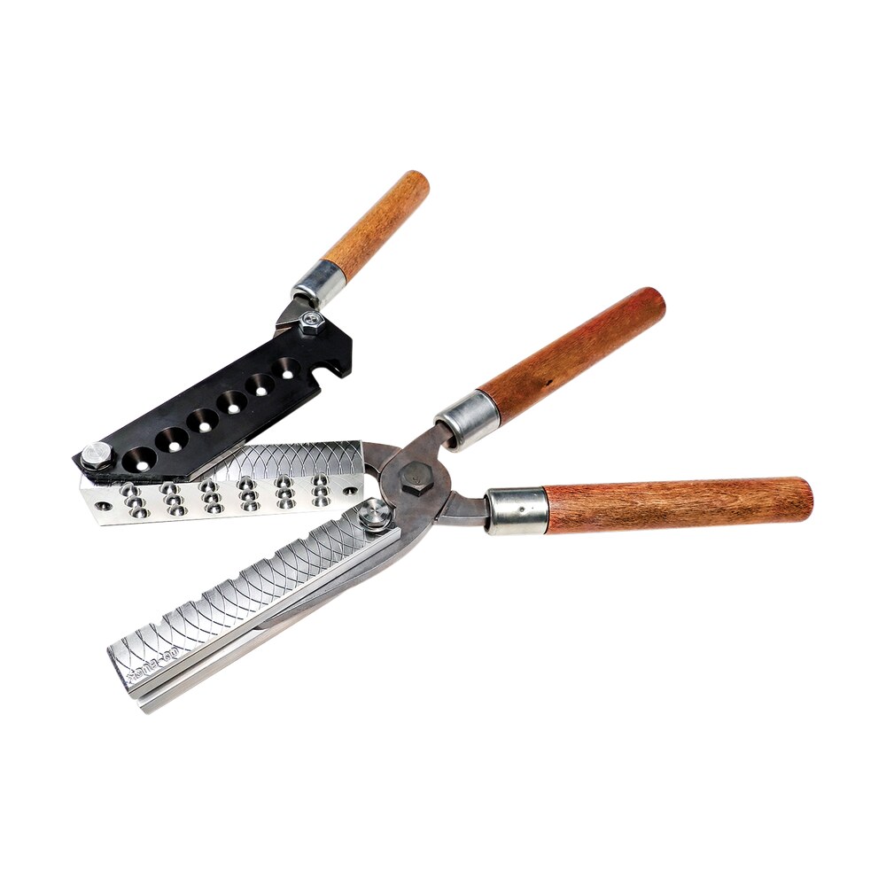 lee precision 90486 mold 00 buckshot 18 12 gauge steel w/wood handle capacity 18 linked pellets Lee Precision 90486 Mold 00 Buckshot 18 12 Gauge Steel Sports South item 98656